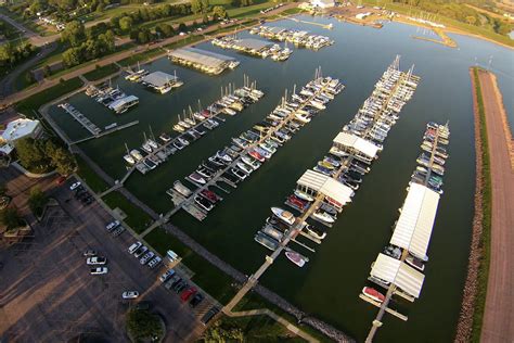 lewis and clark marina|Activities